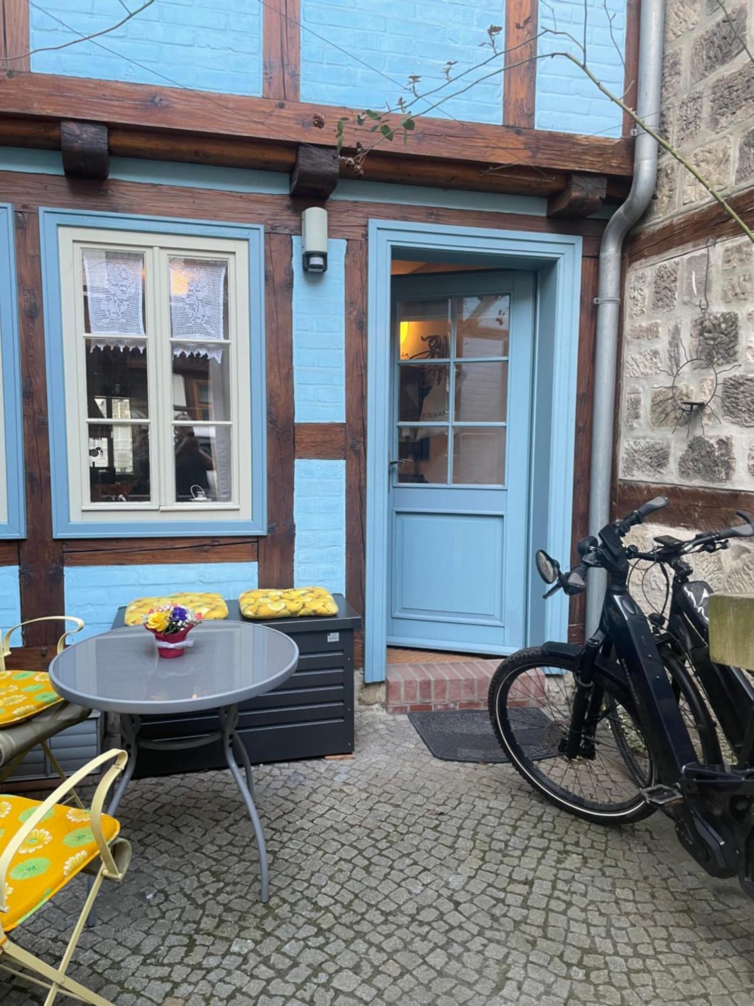 Blaues Haeuschen Quedlinburg